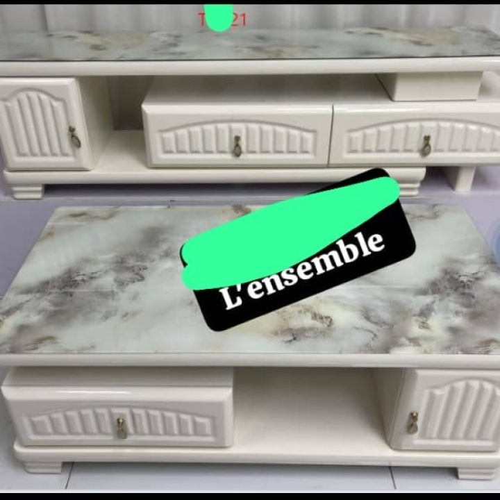 table en marbre blanc