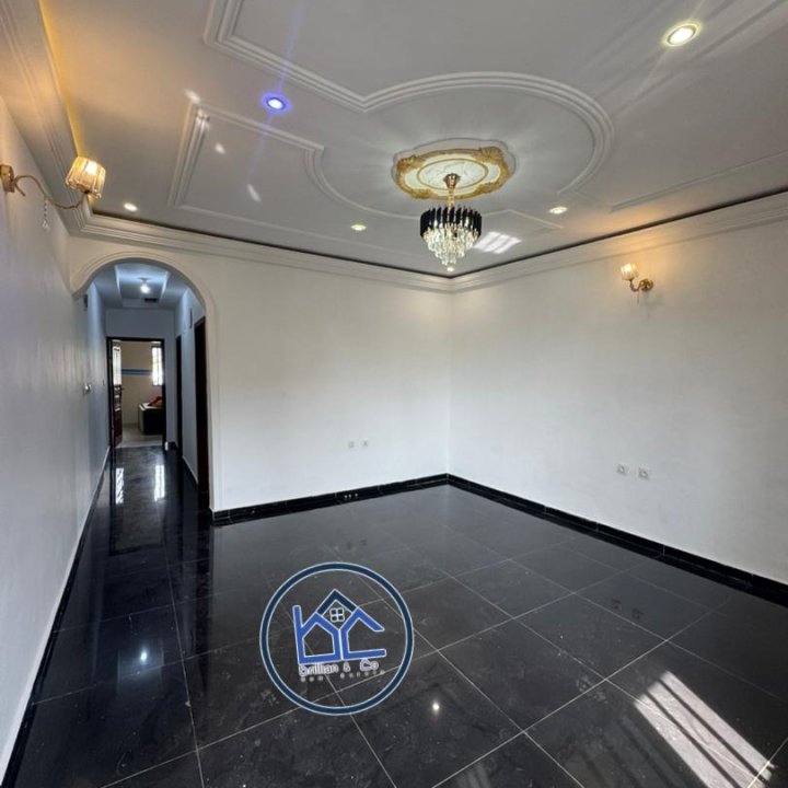 HOUSE TO LET