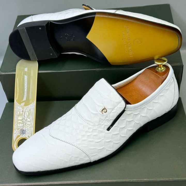 Men shoes white color