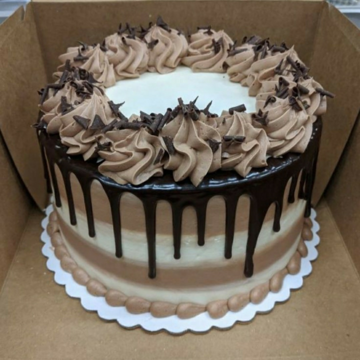 Butter icing cake