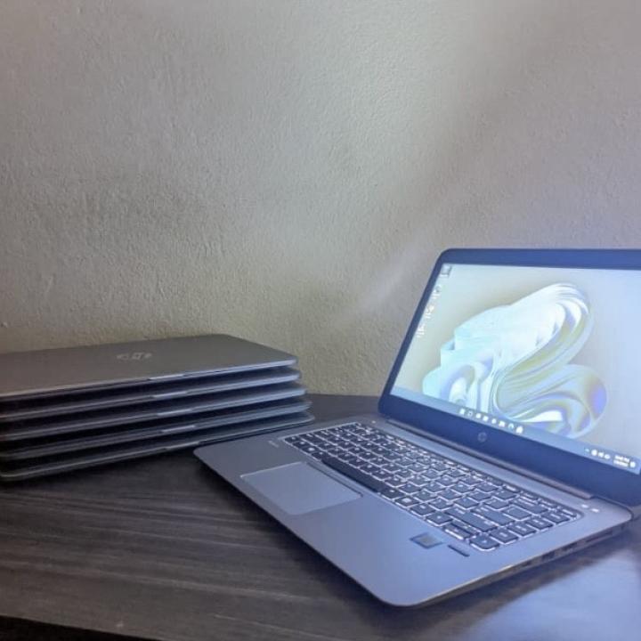 HP ELITEBOOK