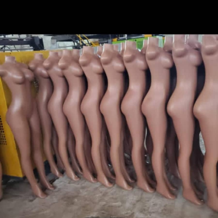 mannequin femme