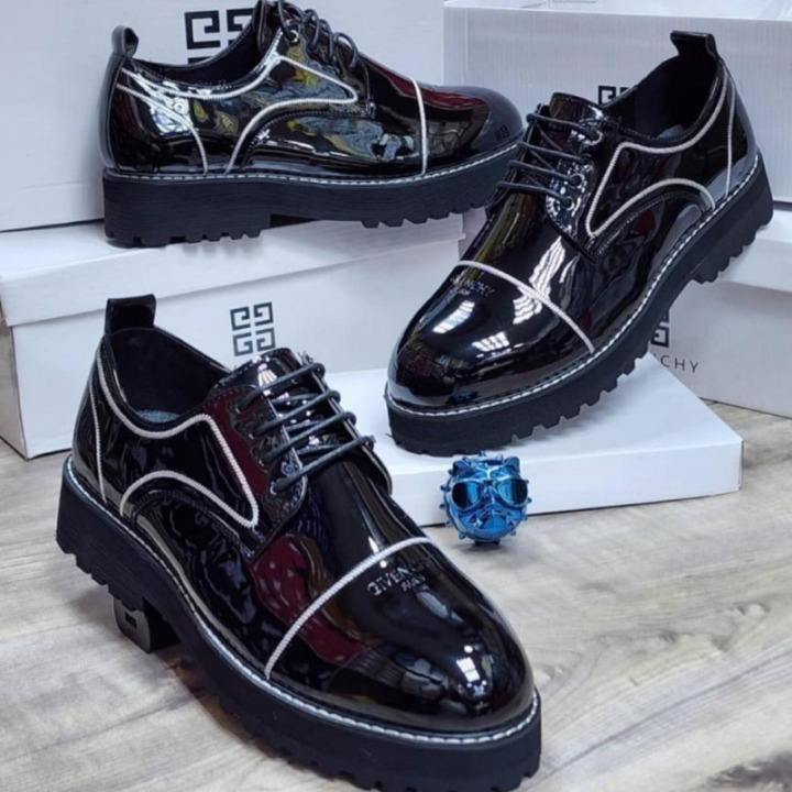 Men shoes