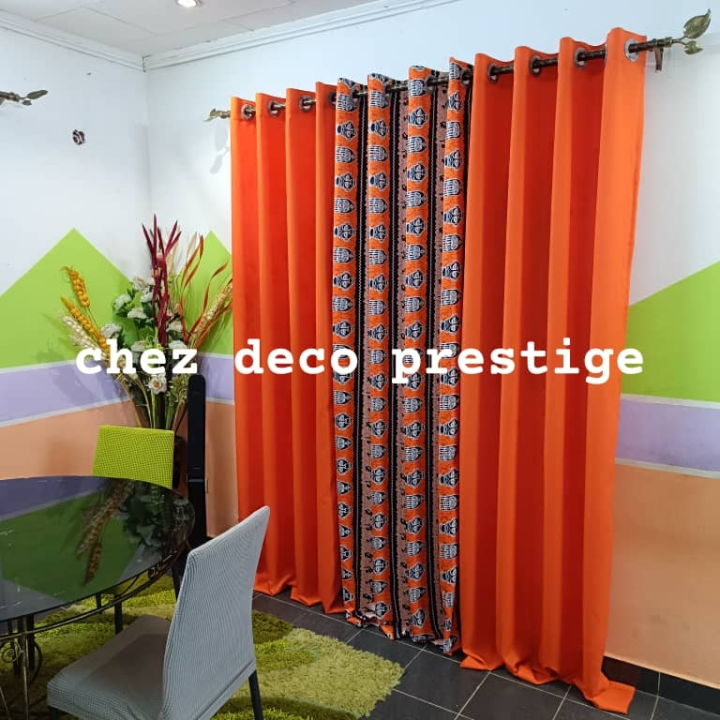 ensemble de trois rideaux