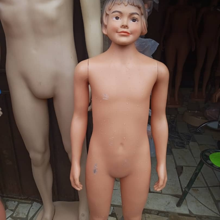mannequin enfant
