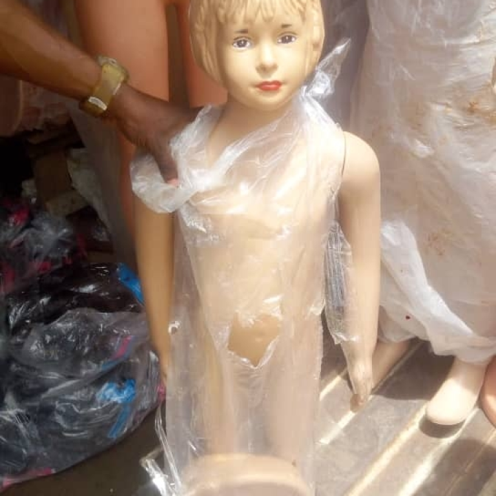 mannequin enfant