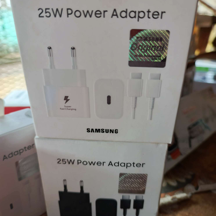 25 W original Samsung Type C charger /Fast charging