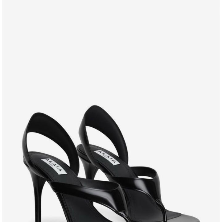 Alaïa Mirrored Metallic Thong Slingback Heels