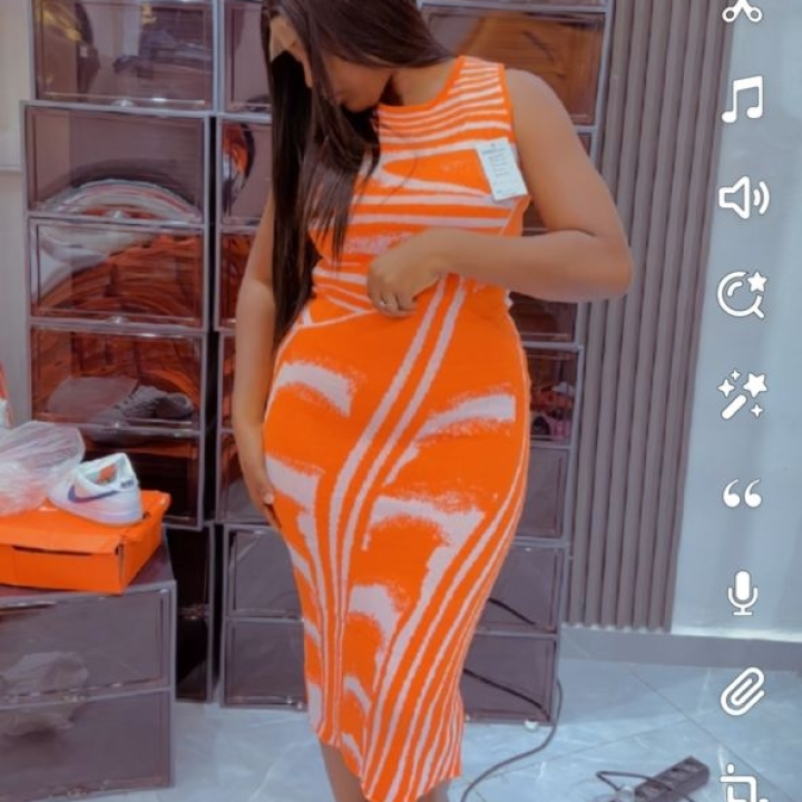 robe orange