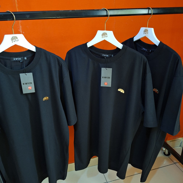 tee shirt noire