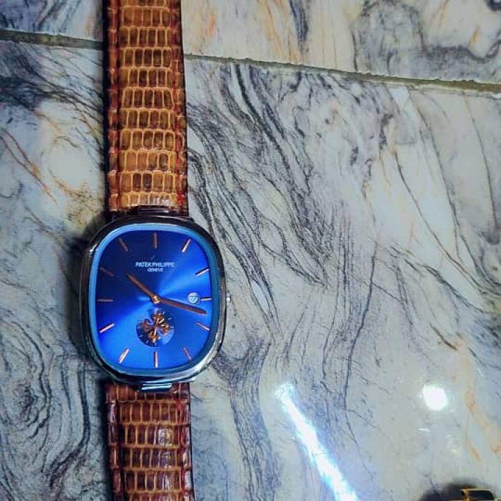 montre bracelet a quartz