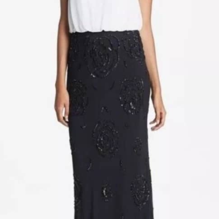 robe noire blanche