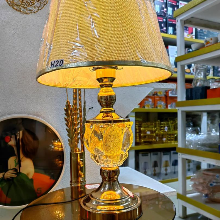 Side lamp