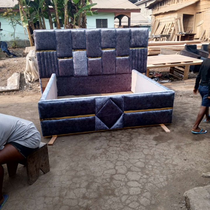 King 👑 size Bed 🛏️