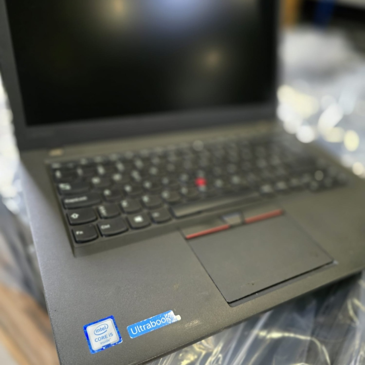Laptop LENOVO Core i5 - 6ème génération