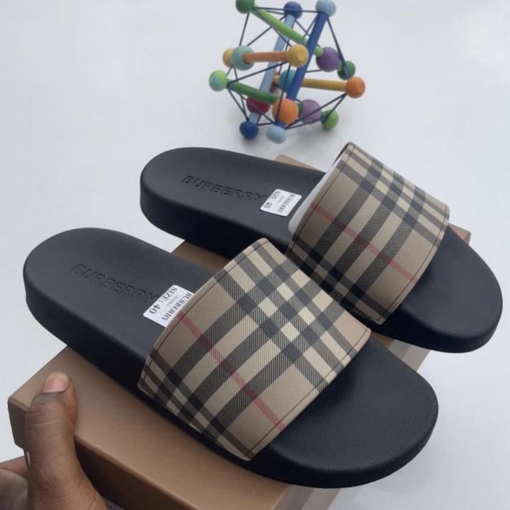 slippers