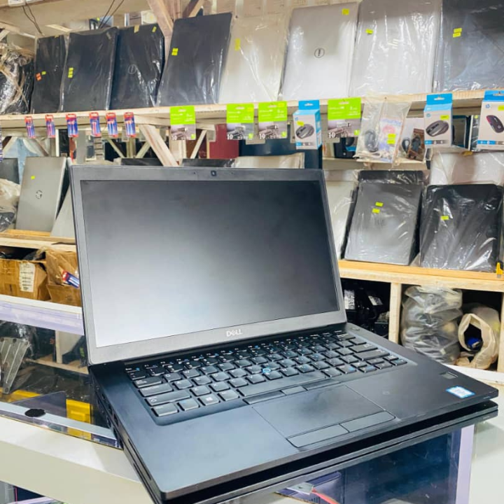 Dell Latitude 7490 – Core i7 Business Ultrabook*  🔹 *Processor:* Intel® Core™ i7-8650U (8th Gen, 4 Cores, 8 Threads)